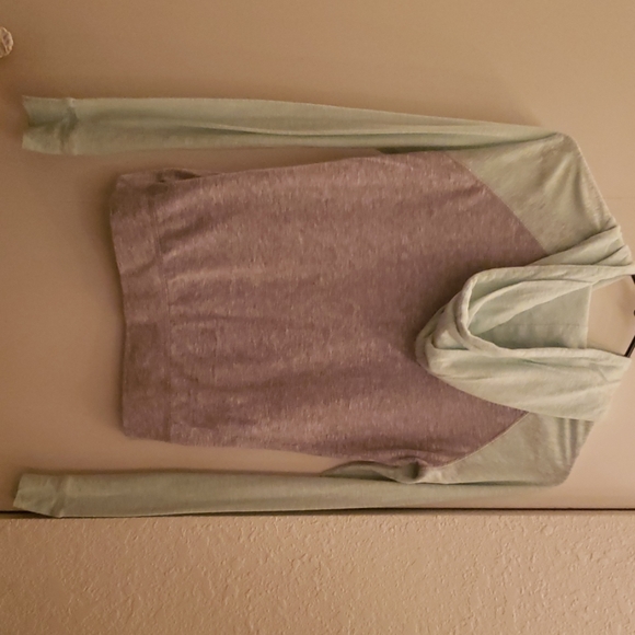 Sweater - Picture 2 of 4